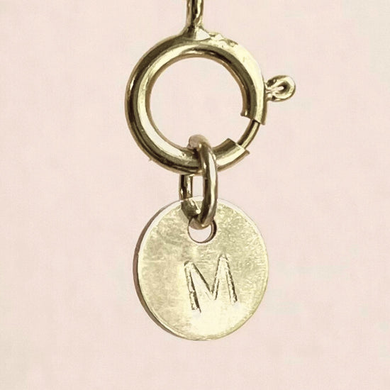 1x 6mm Initial Disc Charm (14k Gold Filled) - Teeny Bead Co.