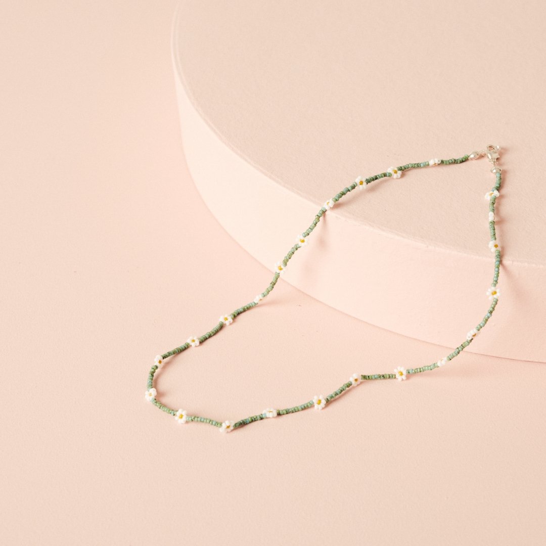 Load image into Gallery viewer, The Daisy Chain Necklace - Teeny Bead Co.
